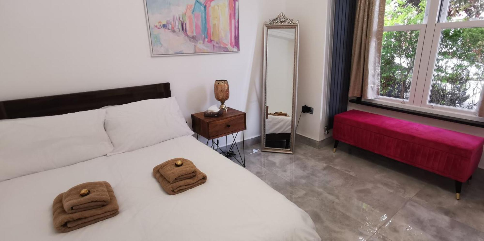 Villa Luxury London House Sleeps 13, 2 Minutes To Metro Esterno foto