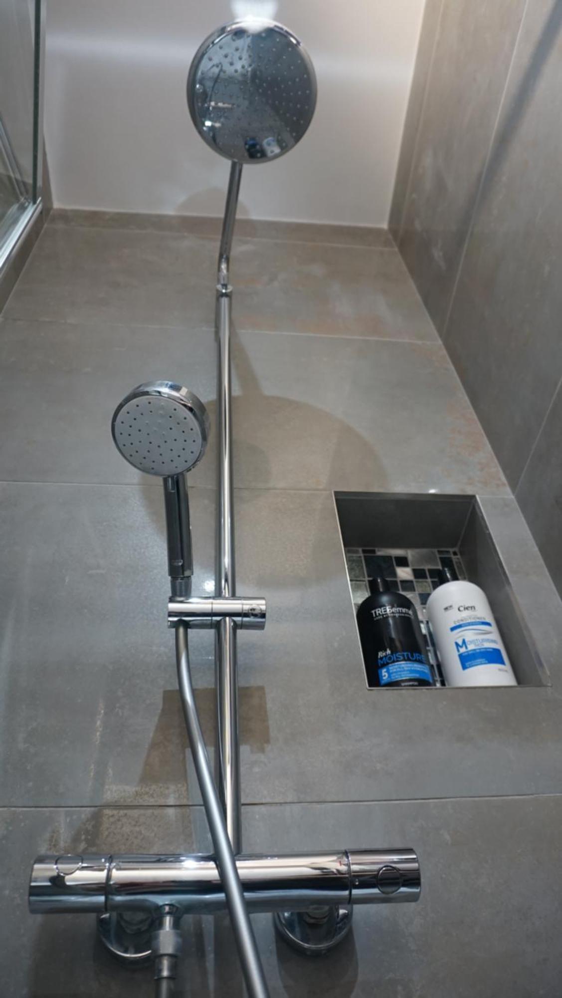 Villa Luxury London House Sleeps 13, 2 Minutes To Metro Esterno foto