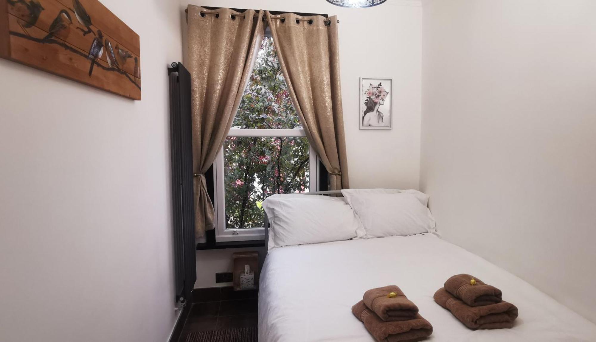Villa Luxury London House Sleeps 13, 2 Minutes To Metro Esterno foto